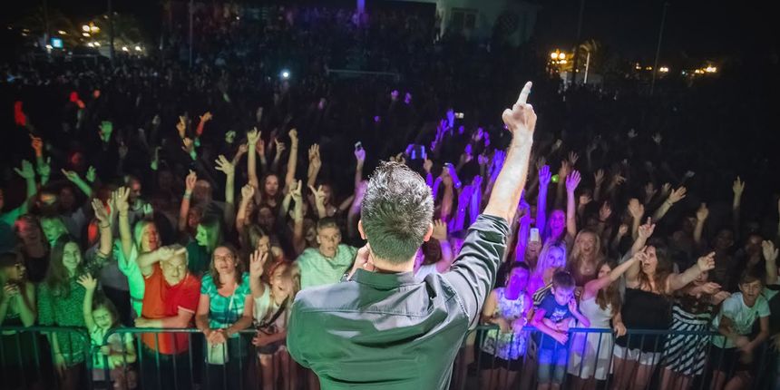 Petar Grašo oduševio bibinjsku publiku na blagdan sv. Roka Petar Grašo oduševio bibinjsku publiku na blagdan sv. Roka