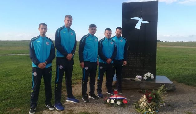 Predstavnici NK Zadar poklonili se žrtvama Vukovara