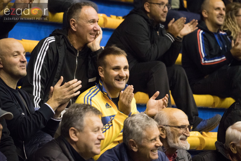 Fešta u povodu 80. rođendana Pina Giergie: Vetarani KK Zadar – Veterani KK Olimpija Fešta u povodu 80. rođendana Pina Giergie: Vetarani KK Zadar – Veterani KK Olimpija