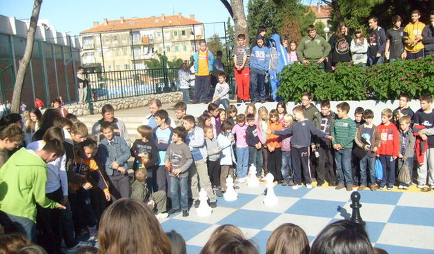 Partija šaha u osnovnoj školi Šime Budinića