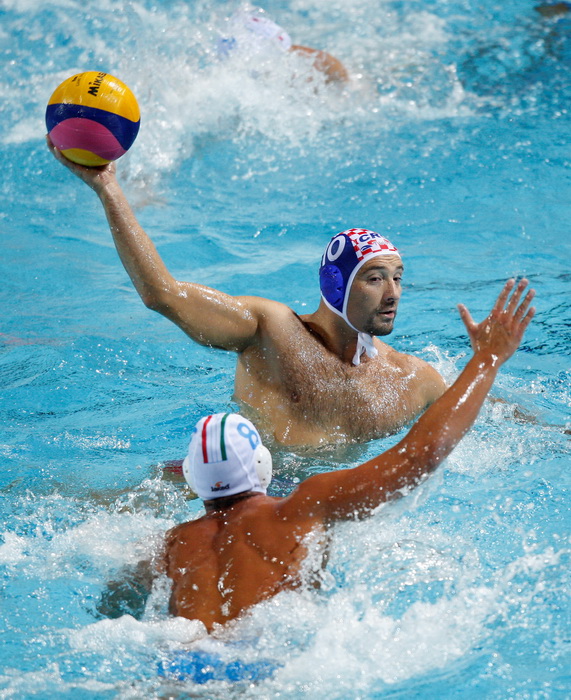 Zagreb, 050910.
Bazen Mladost na Savi.
29. Europsko prvenstvo u vaterpolu.
Hrvatska – Italija
Na fotografiji: kapetan Samir Barac.
Foto: Ronald Gorsic / CROPIX