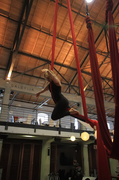 Arsenal: Xiomara Circo Art – ples na svili, Foto: Roberto Lerga Arsenal: Xiomara Circo Art – ples na svili, Foto: Roberto Lerga