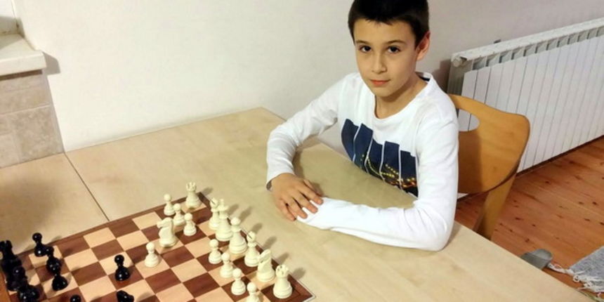 Damian Vučenović kadetski prvak Hrvatske u šahu do 11 godina Damian Vučenović kadetski prvak Hrvatske u šahu do 11 godina