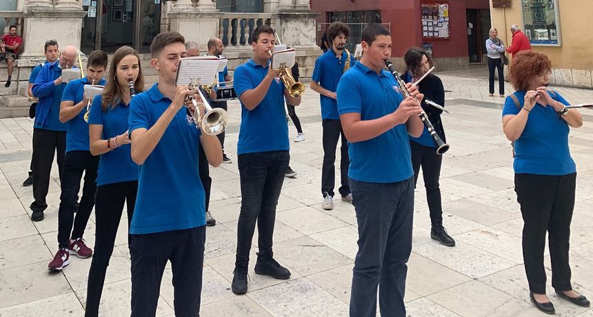 Budnicom Gradske glazbe počelo svečano obilježavanje Dana obrane grada