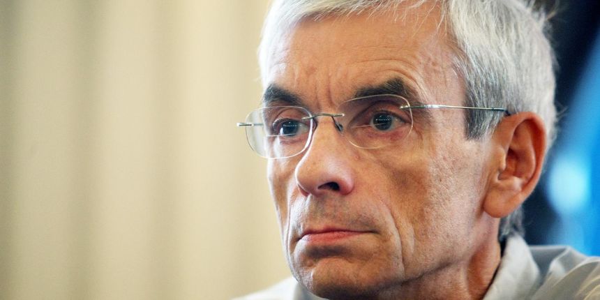 dr Neven Sesardić dr Neven Sesardić