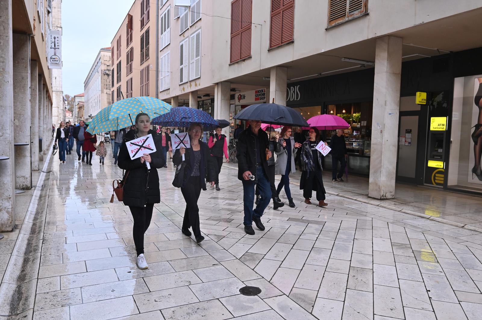 U Zadru novi prosvjed protiv covid potvrda