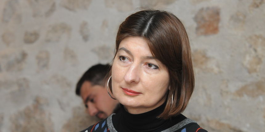 Lana Derkač, Zapis Đina Lana Derkač, Zapis Đina