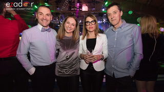 Ludnica u Saturnusu: Najbolji doček u svemiru i šire Ludnica u Saturnusu: Najbolji doček u svemiru i šire