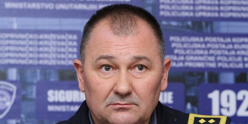 Konferencija za novinare u PU koprivnicko-krizevackoj, na kojoj se govorilo o rezultatima rada policajaca tijekom 2013. godine i pilot projektu novog ustroja i organizacije rada u PP Djurdjevac, PP Krizevci i Postaji prometne policije Koprivnica kojom se Konferencija za novinare u PU koprivnicko-krizevackoj, na kojoj se govorilo o rezultatima rada policajaca tijekom 2013. godine i pilot projektu novog ustroja i organizacije rada u PP Djurdjevac, PP Krizevci i Postaji prometne policije Koprivnica kojom se