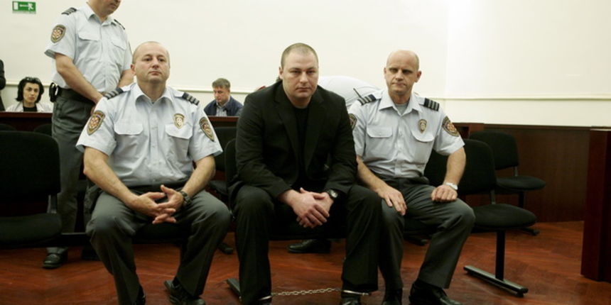 Zagreb, 140510. Zupanijski sud. Zrinjevac. Objava presude Kazimiru Duzinovicu za ubojstvo policajca i pljacku  poslovnice RBA banke u Sesvetama 5. svibnja.  Foto: Goran Mehkek / CROPIX