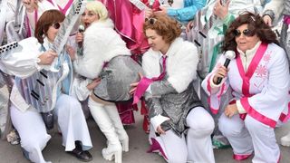 Karnevalska povorka okupila se na parkiralistu kod ‘Ljepotice’ a potom je krenula prema sredisnjem gradskom Trgu. Photo: Dino Stanin/PIXSELL