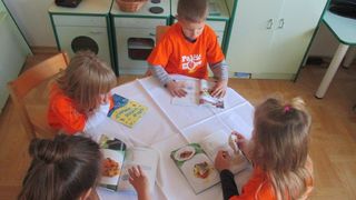 Renato Kraljev održao edukaciju kuhara u projektu “Riblja kašeta zdravlja” Renato Kraljev održao edukaciju kuhara u projektu “Riblja kašeta zdravlja”