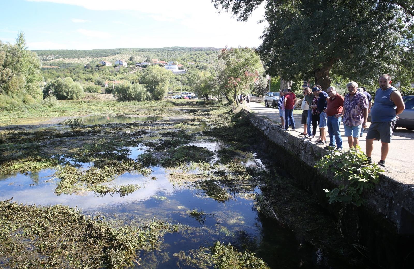 Nakon potresa presušio izvor Vrljike u Proložcu Nakon potresa presušio izvor Vrljike u Proložcu