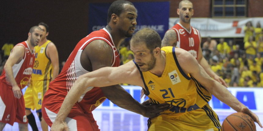 Zagreb, 010611. Trnsko. Druga kosarkaska utakmica finalne serije doigravanja za prvaka Hrvatske, susret izmedju Zagreb CO I Cedevita. Na slici: Luka Zoric. Foto: Damir Krajac / CROPIX Zagreb, 010611. Trnsko. Druga kosarkaska utakmica finalne serije doigravanja za prvaka Hrvatske, susret izmedju Zagreb CO I Cedevita. Na slici: Luka Zoric. Foto: Damir Krajac / CROPIX