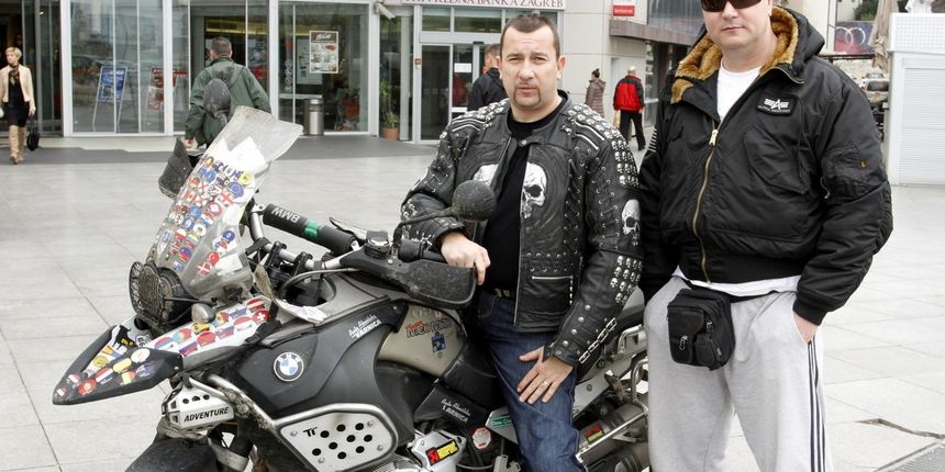 Jurica Galić Juka gostuje u primoštenskoj knjižnici