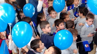 Dječji vrtić Ciciban uputio Sunčevu čestitku svome gradu Dječji vrtić Ciciban uputio Sunčevu čestitku svome gradu