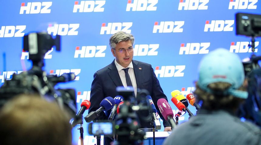 Izjava premijera Adreja Plenkovica nakon sjednice Predsjednistva HDZ-a Izjava premijera Adreja Plenkovica nakon sjednice Predsjednistva HDZ-a