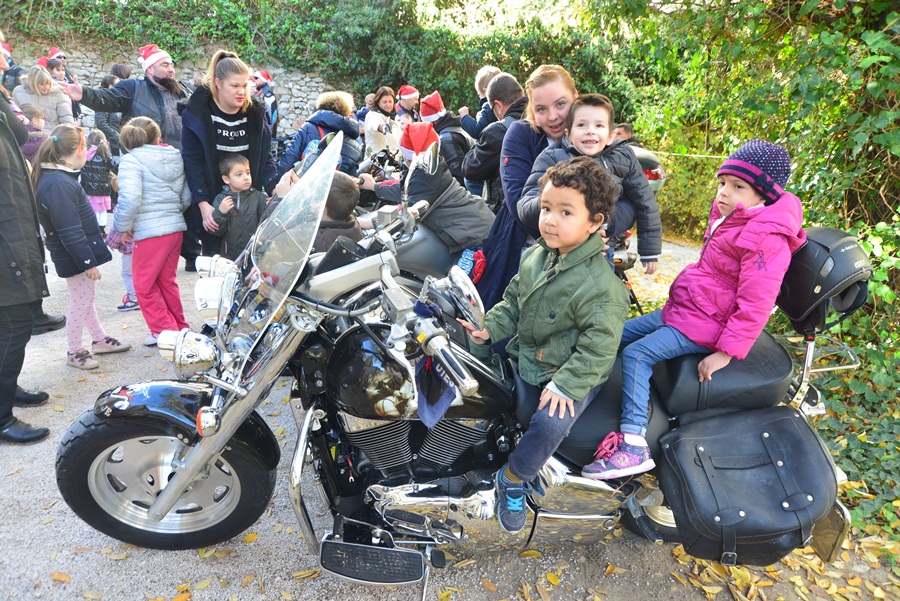 Zadarske Beštije posjetile mališane DV Latica, Foto: Iva Perinčić Zadarske Beštije posjetile mališane DV Latica, Foto: Iva Perinčić