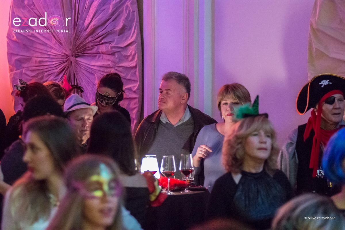 Karneval u Kneževoj palači: Salsa Sandunga i biranje najbolje maske Karneval u Kneževoj palači: Salsa Sandunga i biranje najbolje maske