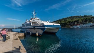 Izlet do Dugog otoka – planinarenje do Orljaka i posjet Velom Ratu