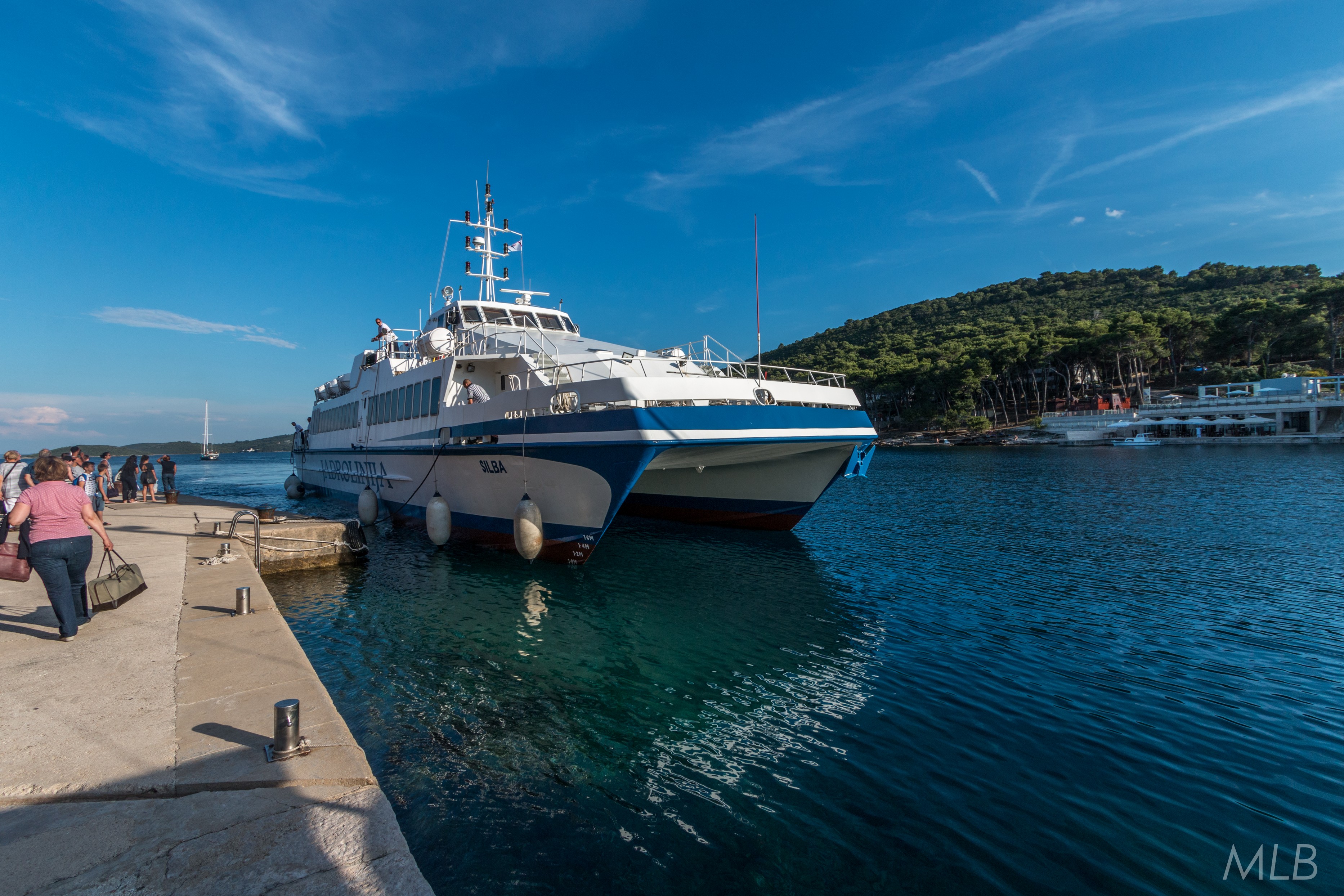 Izlet do Dugog otoka – planinarenje do Orljaka i posjet Velom Ratu