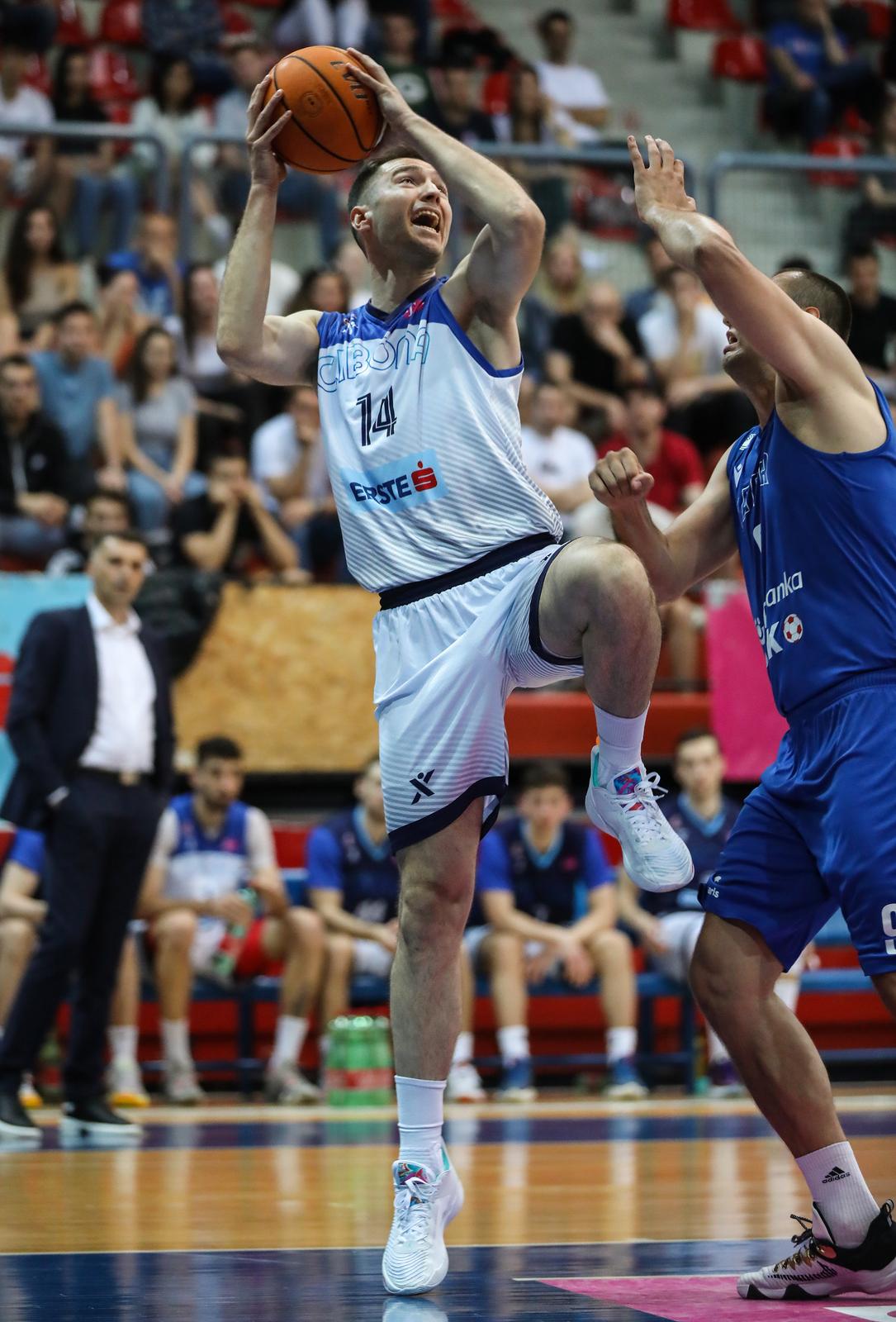 Polufinale doigravanja, 2. utakmica: KK Cibona – KK Zadar 70-85 Polufinale doigravanja, 2. utakmica: KK Cibona – KK Zadar 70-85