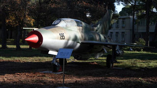 Zemunik: Muzej aviona i helikoptera na otvorenom