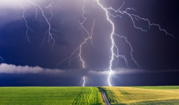 Ljetno nevrijeme – kako izbjeći opasnosti (Metro-portal.hr)