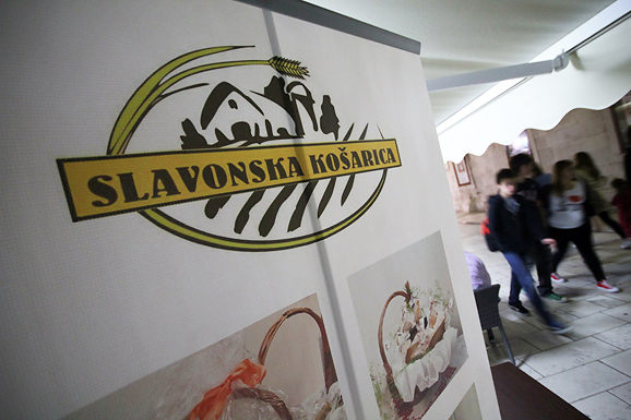 Atrij: “Slavonska košarica” (foto:Saša Čuka)