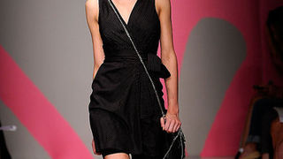 DKNY – Proljeće 2010. (foto: www.coutorture.com)