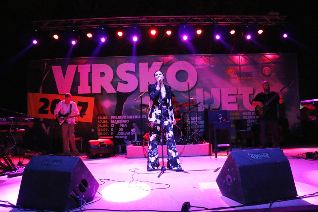 Nina Badrić @ Virsko ljeto 2017.