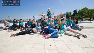Ludijada zadarskih maturanata na Pozdravu suncu i Morskim orguljama Ludijada zadarskih maturanata na Pozdravu suncu i Morskim orguljama
