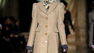 Vivienne Westwood Red Label, Jesen 2010.  (www.coutorture.com)