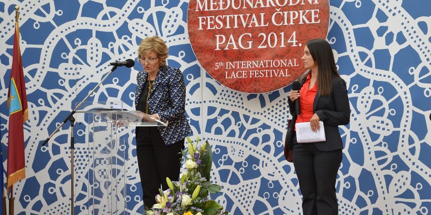 Svečano otvoren 5. međunarodni festival paške čipke