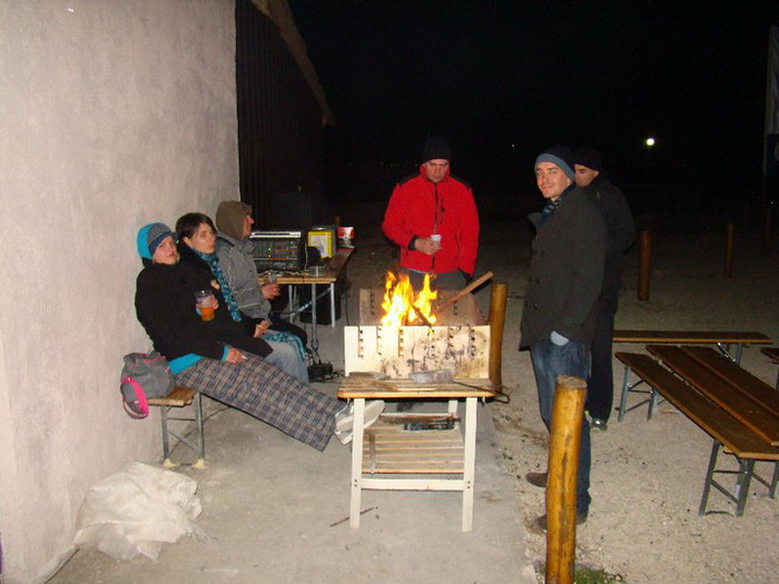 Druzenje uz surf i kite na plazi Makarska u Sukosanu Druzenje uz surf i kite na plazi Makarska u Sukosanu