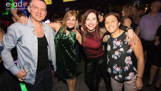 Ludnica u Saturnusu: Najbolji doček u svemiru i šire Ludnica u Saturnusu: Najbolji doček u svemiru i šire