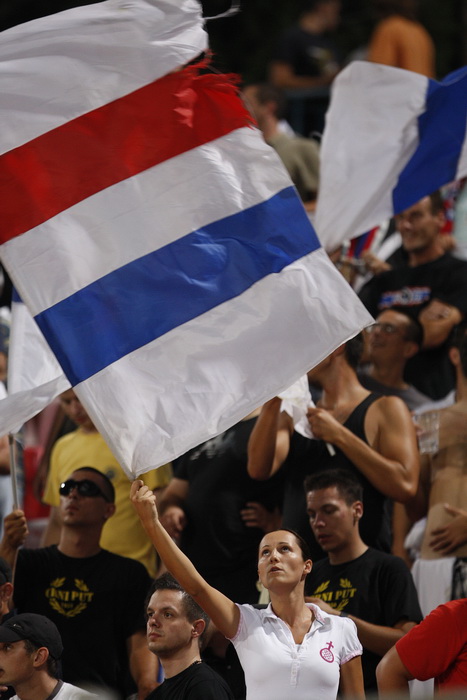 Bukurest, 260810.
Gradski stadion.
Uzvratna utakmica cetvrtog kola kvalifikacija za Europsku ligu izmedju Uniree i Hajduka.
Na fotografiji: Torcida.
Foto: Ante Cizmic / CROPIX