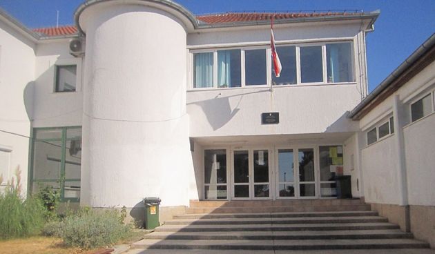 Srednja škola Biograd