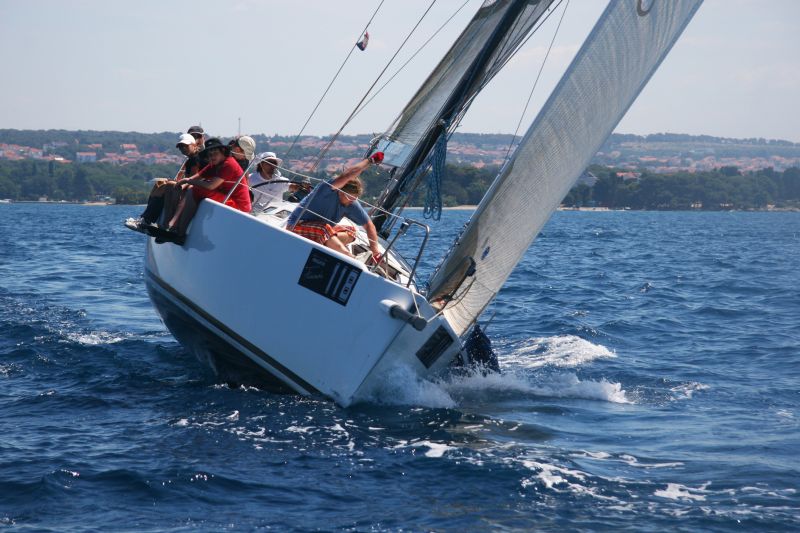 Image 988963 (auto) Image 988963 (auto)