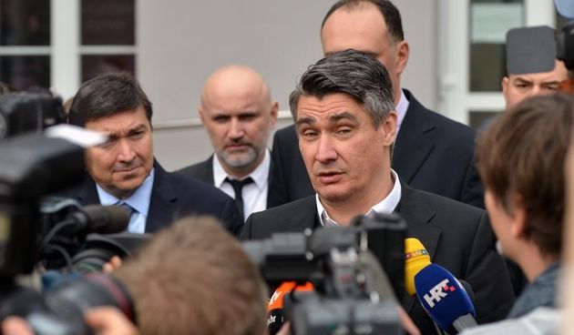 Premijer Zoran Milanovic u drustvu ministra Vedrana Mornara i Sinise Hajdas Doncica posjetio je Sveuciliste Sjever – Sveucilisni centar Varazdin. Photo: Marko Jurinec/PIXSELL