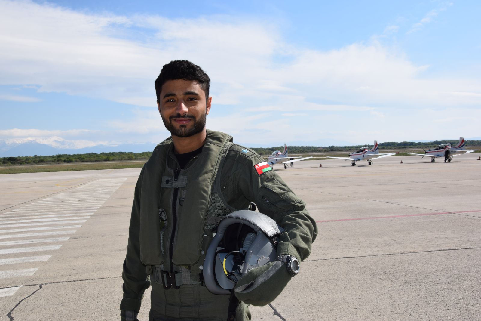 Prvi samostalni letovi omanskih pilota Prvi samostalni letovi omanskih pilota