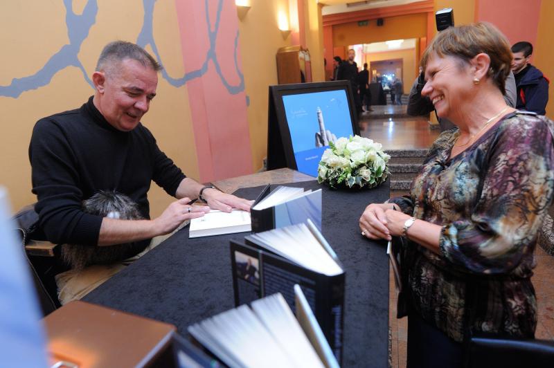 08.11.2013., Zagreb – Premijera predstave Osmi povjerenik, po romanu Renata Baretica, u reziji Sase Anocica. Photo: Daniel Kasap/PIXSELL