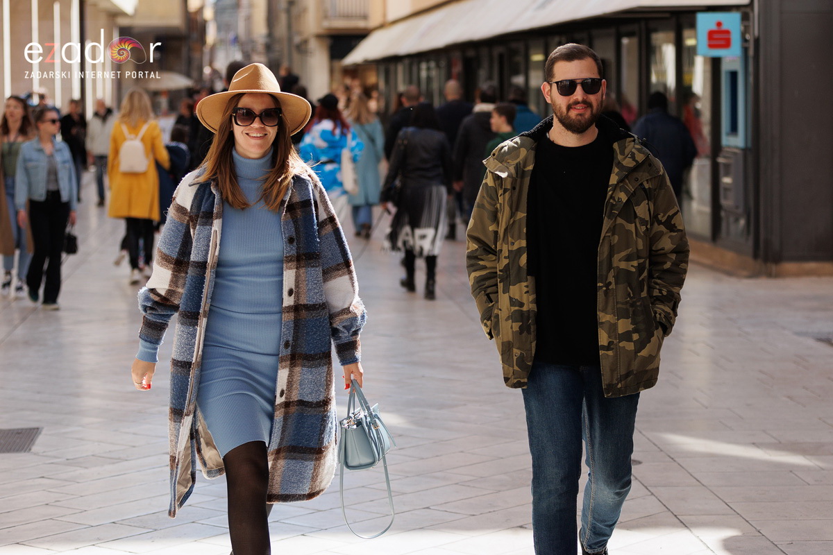 Đir po gradu, subotnja špica 19. ožujka 2022. Đir po gradu, subotnja špica 19. ožujka 2022.