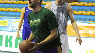 Jazine: Dino Radja trenirao s igracima Zadra, foto: Sasa Cuka Jazine: Dino Radja trenirao s igracima Zadra, foto: Sasa Cuka