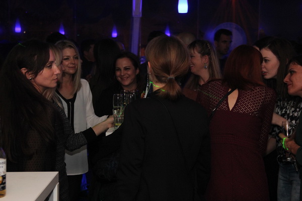 Vikend u Ledani Lounge & Baru: Red Hot Friday Night i Saturday White Fever. Vikend u Ledani Lounge & Baru: Red Hot Friday Night i Saturday White Fever.