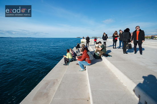 Đir po gradu, subotnja špica 30. prosinca 2017. Morske orgulje, sunčan dan