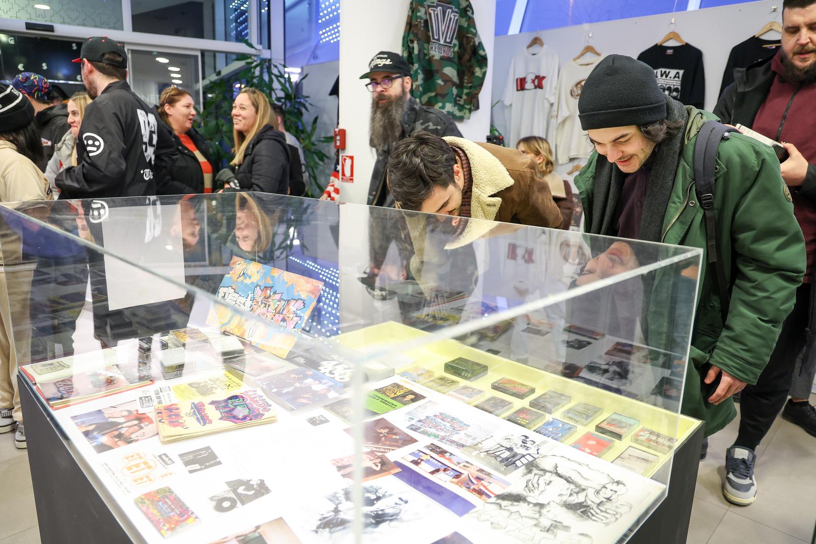 Otvorena je izložba Memory Lane – 40 godina hip-hopa Otvorena je izložba Memory Lane – 40 godina hip-hopa