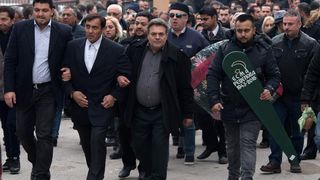 Skopje: Na posljednji počinak ispraćena Esma Redžepova Skopje: Na posljednji počinak ispraćena Esma Redžepova