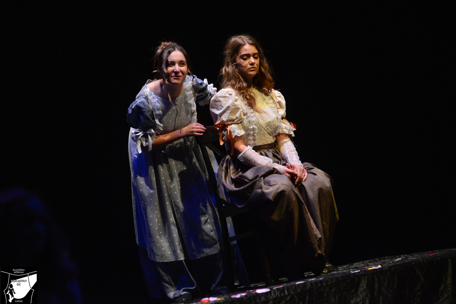 Kazališna udruga “Igrajmo se”: Predstava “Godišnja doba”