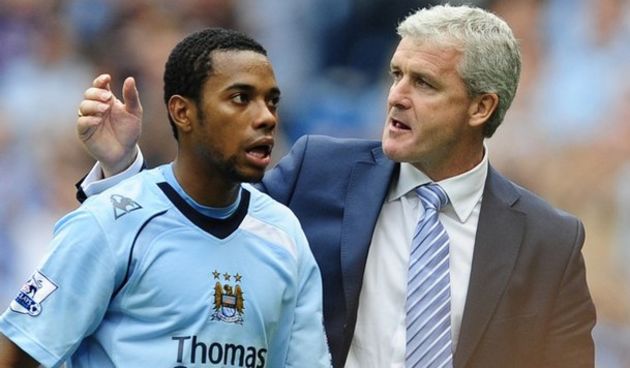 Robinho i Hughes (Foto:Reuters)